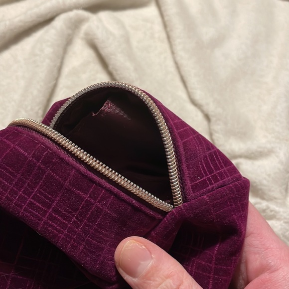 It’s Judy Time velvety makeup bag, VGUC - Picture 3 of 10